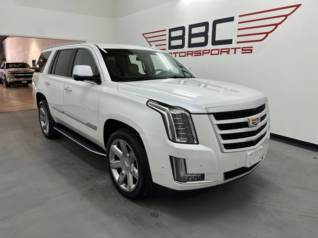 Used 2019 Cadillac Escalade Luxury AWD/4WD video 1