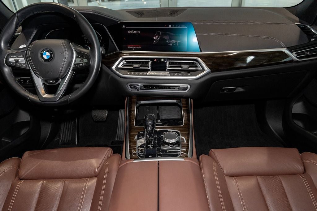Used 2019 BMW X5 xDrive40i w/ Premium Package 2 AWD/4WD image 2