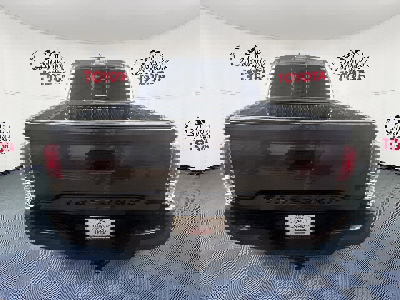 Used 2021 Toyota Tacoma TRD Off-Road w/ Technology Package image 6