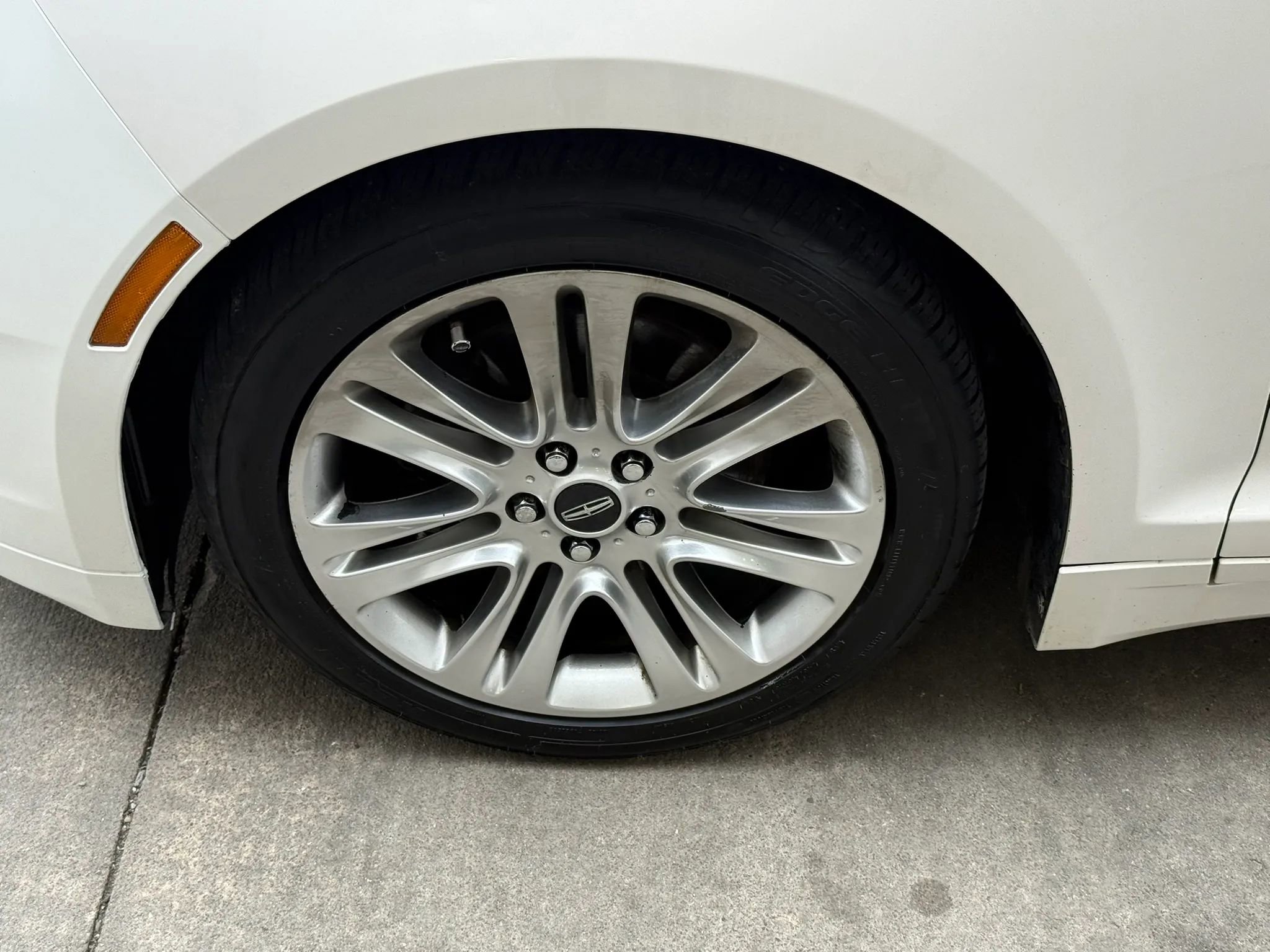 Used 2014 Lincoln MKZ AWD w/ Equipment Group 102A Reserve image 44