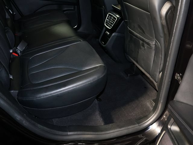 Used 2023 Lincoln Nautilus Reserve w/ Luxury Package AWD/4WD image 32