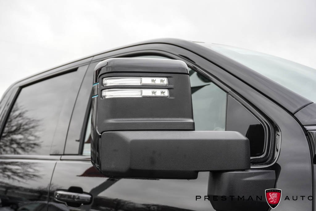 Used 2025 GMC Sierra 3500 Denali Ultimate image 15