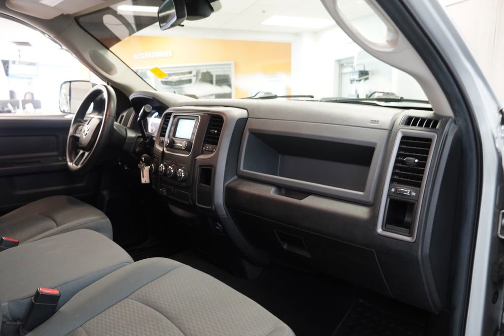 Used 2014 RAM 1500 Express image 34