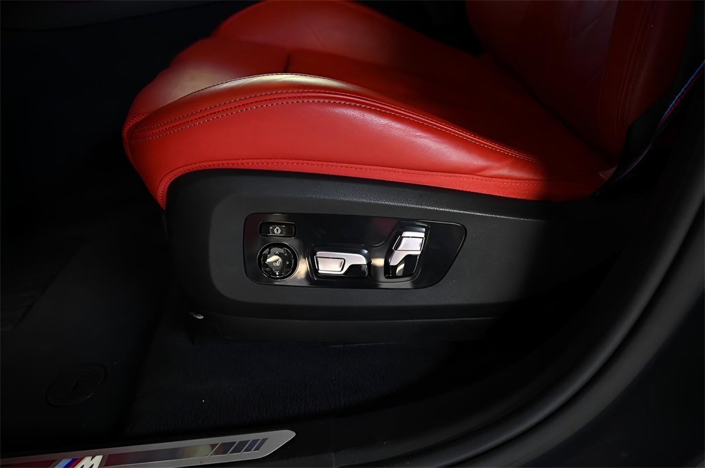 Used 2023 BMW XM image 16