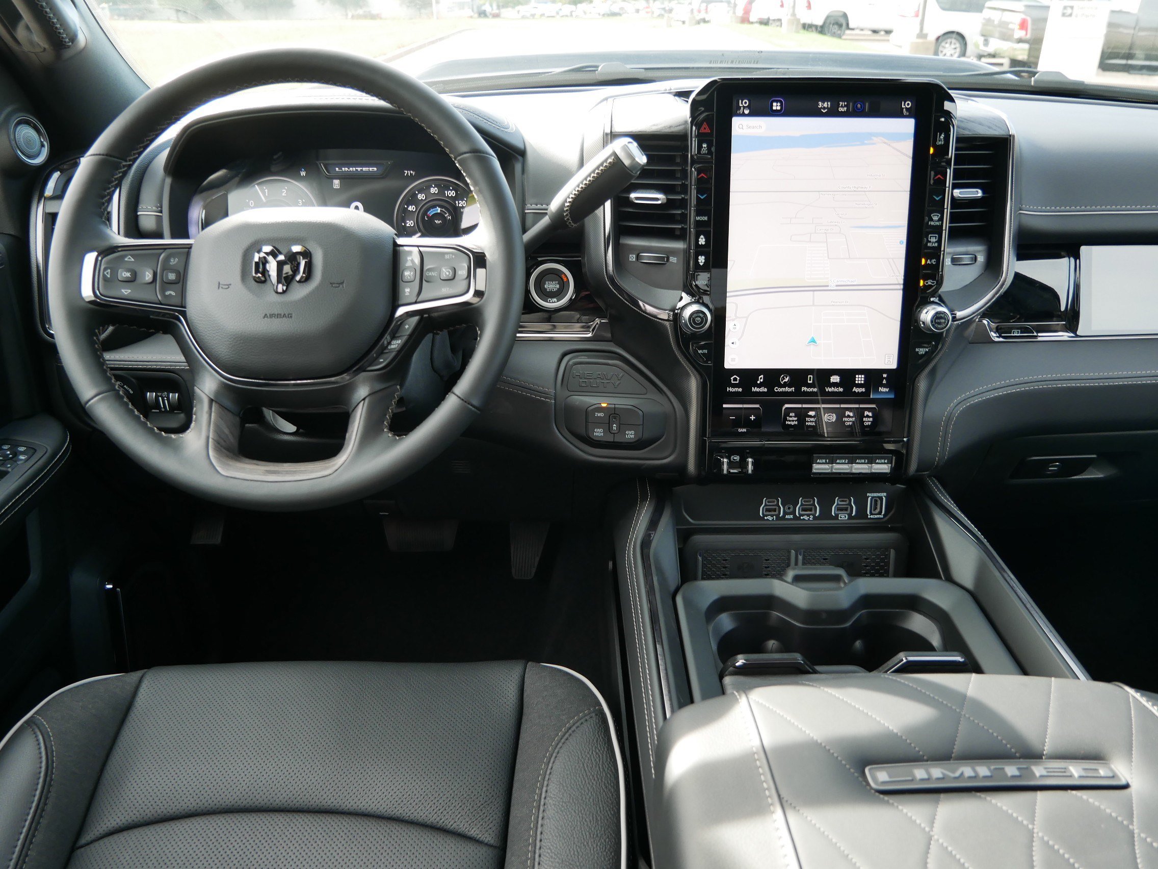 New 2027 RAM 2500 Limited AWD/4WD image 10