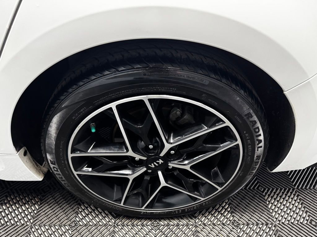 Used 2020 Kia Optima SE image 20