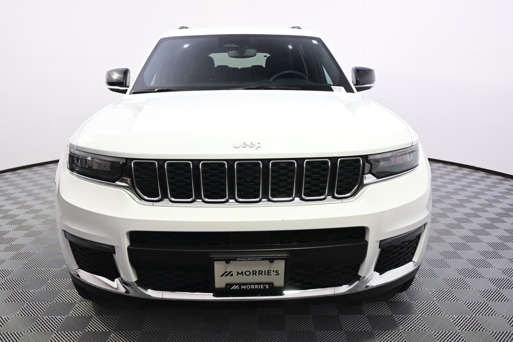 Used 2024 Jeep Grand Cherokee L Limited image 10