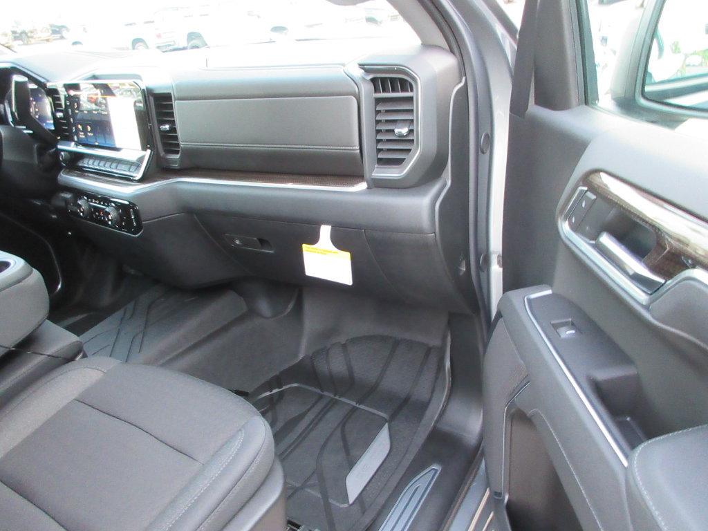 New 2026 Chevrolet Silverado 1500 RST w/ RST Select Package AWD/4WD image 21