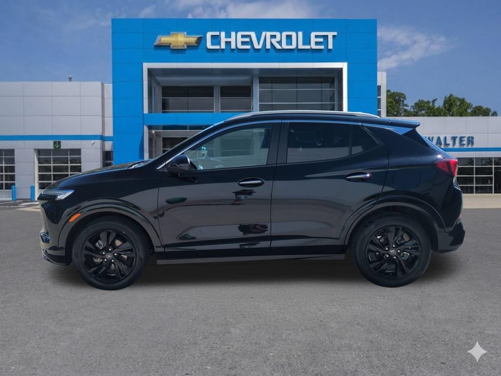 Used 2024 Buick Encore GX Sport Touring FWD image 2