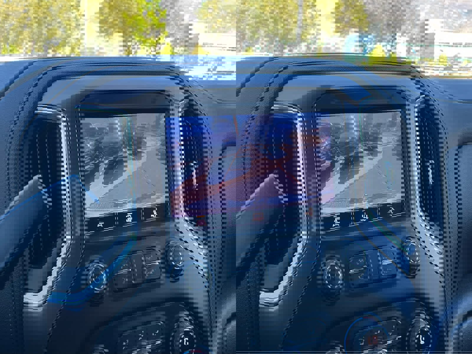 Used 2022 Chevrolet Silverado 1500 High Country AWD/4WD image 38