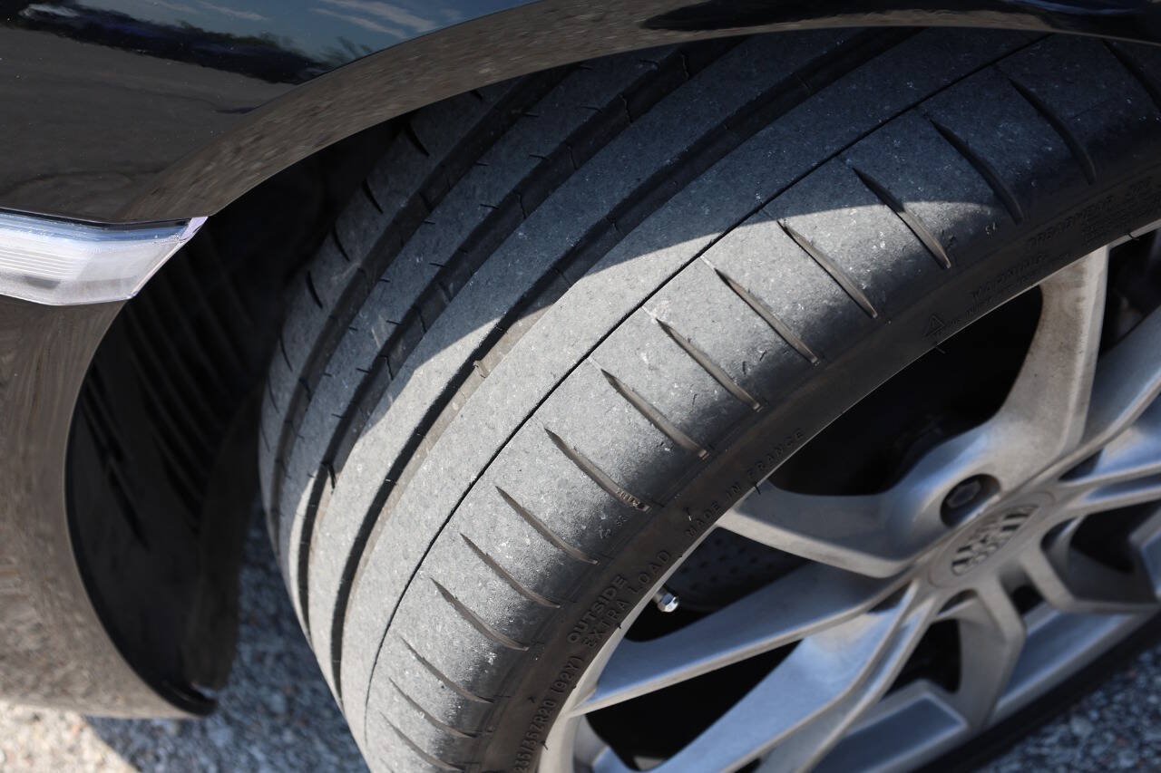 Used 2019 Porsche 718 Cayman RWD image 21