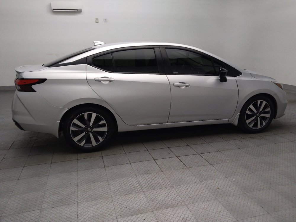 Used 2020 Nissan Versa SR FWD image 10