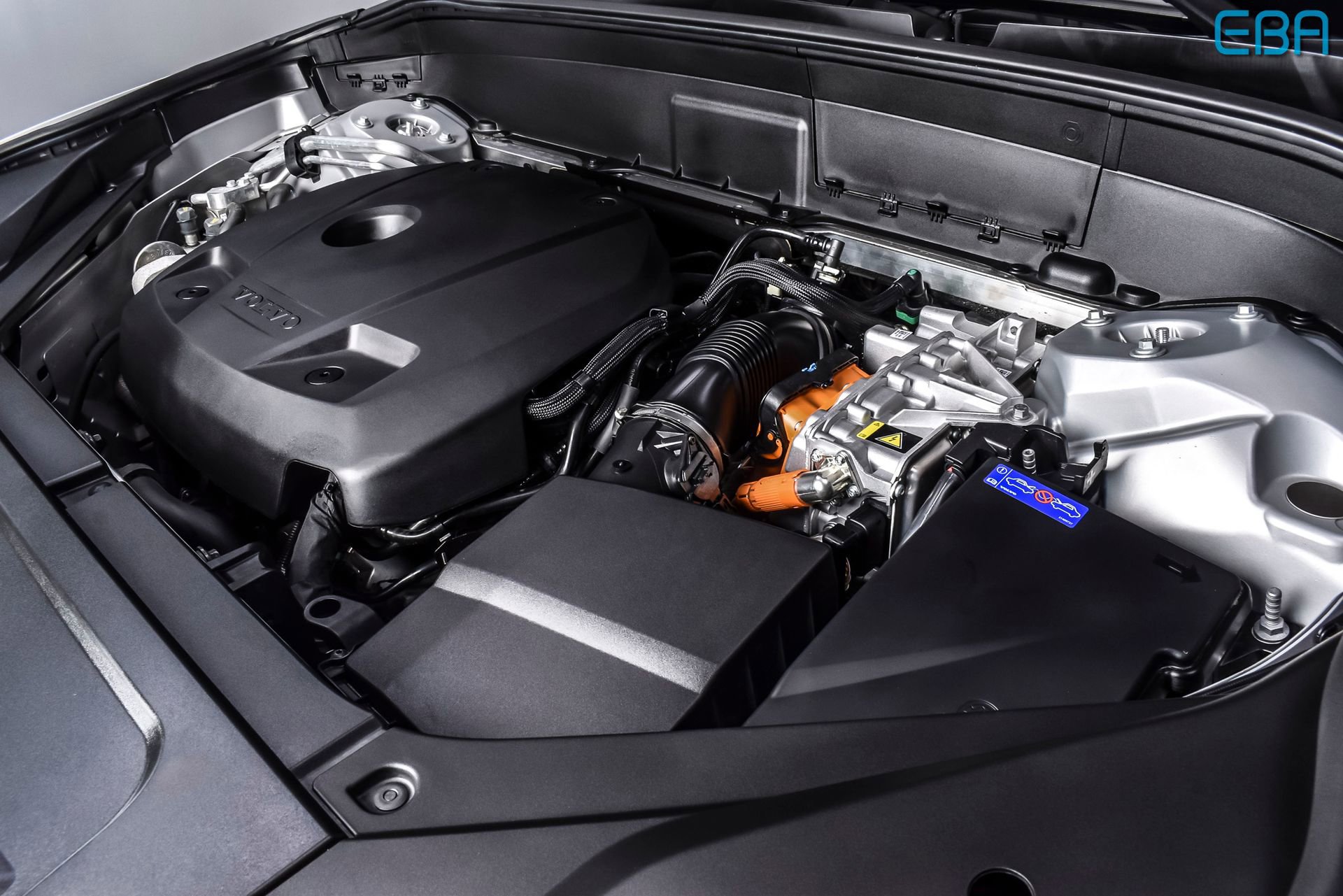 Used 2024 Volvo XC90 T8 Ultimate w/ Protection Package AWD/4WD image 13