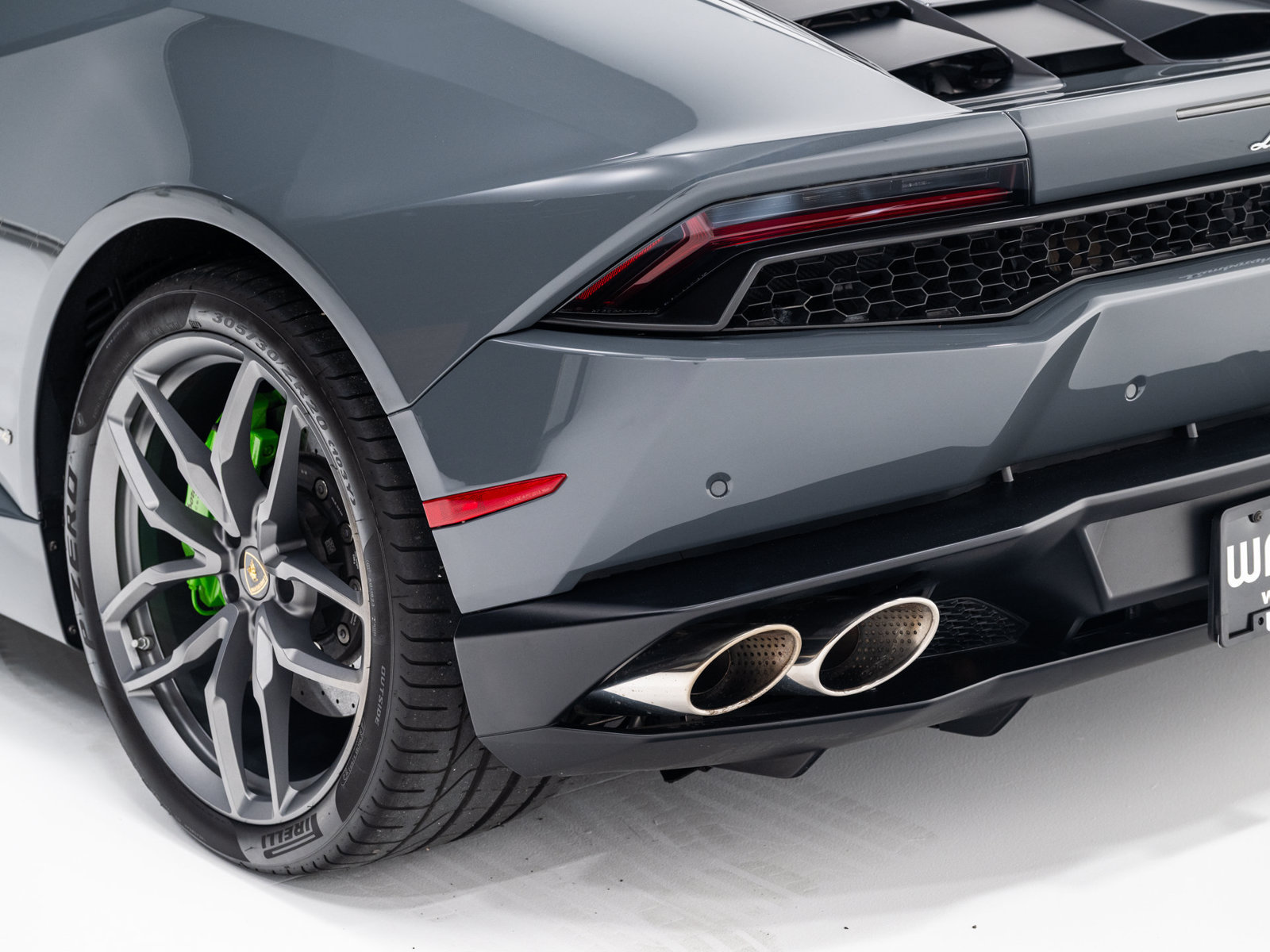 Used 2016 Lamborghini Huracan LP 610-4 AWD/4WD image 17