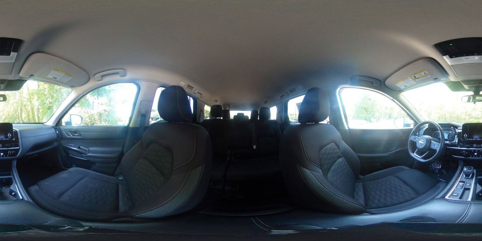 Used 2025 Nissan Pathfinder SV FWD image 44