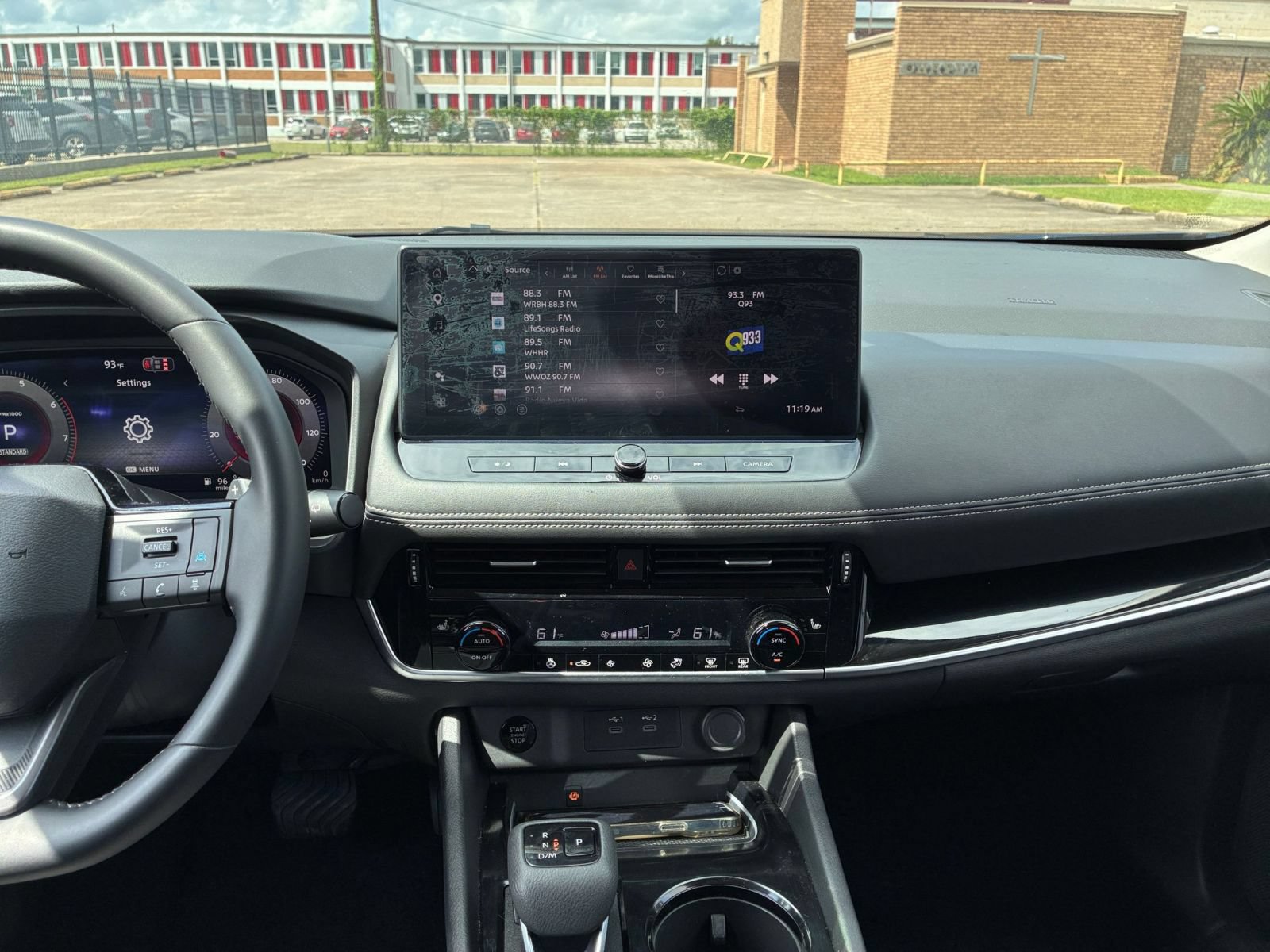 Used 2026 Nissan Rogue SL FWD image 16