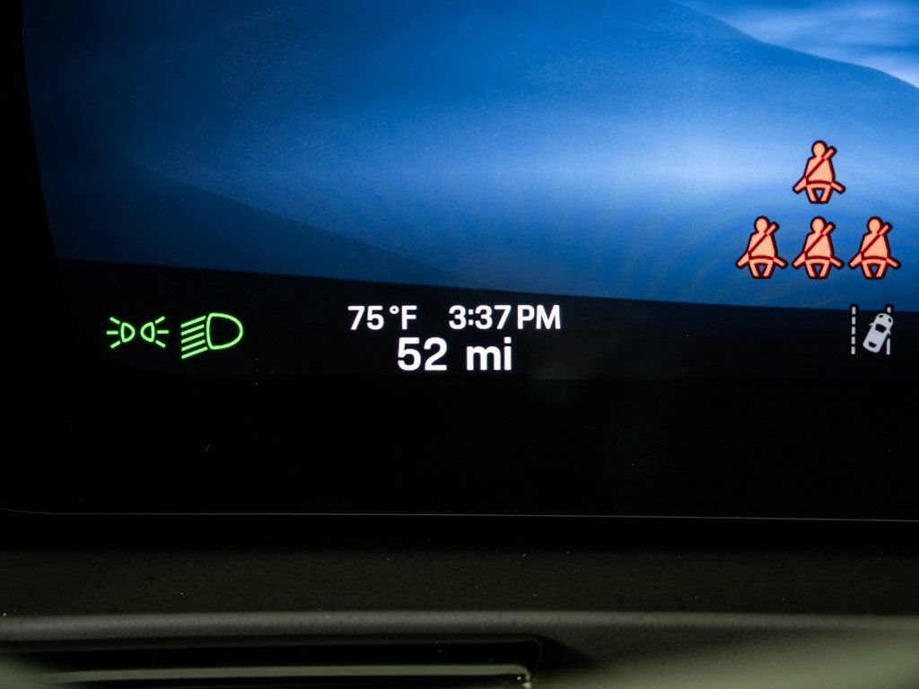 Certified 2026 Porsche Cayenne AWD/4WD image 12