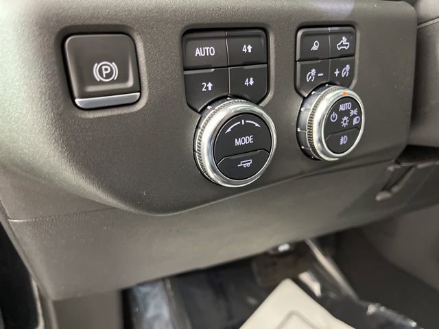 Used 2022 GMC Sierra 1500 Elevation w/ Elevation Premium Package image 33