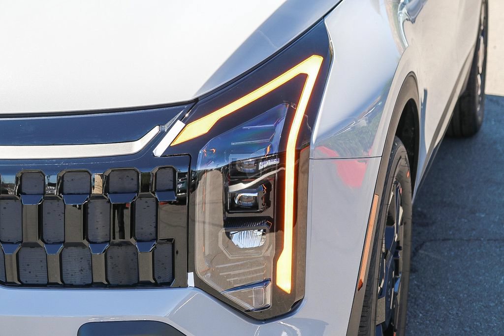 Certified 2026 Kia Sportage X-Line AWD/4WD image 5