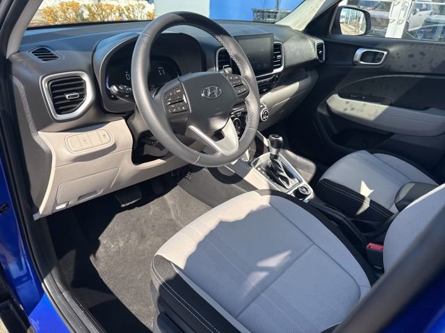 Used 2026 Hyundai Venue SEL image 21