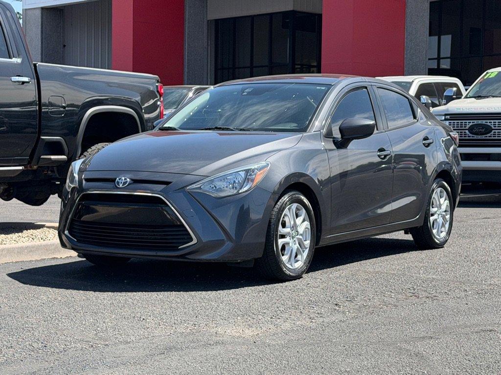 Used 2017 Toyota Yaris iA FWD image 37