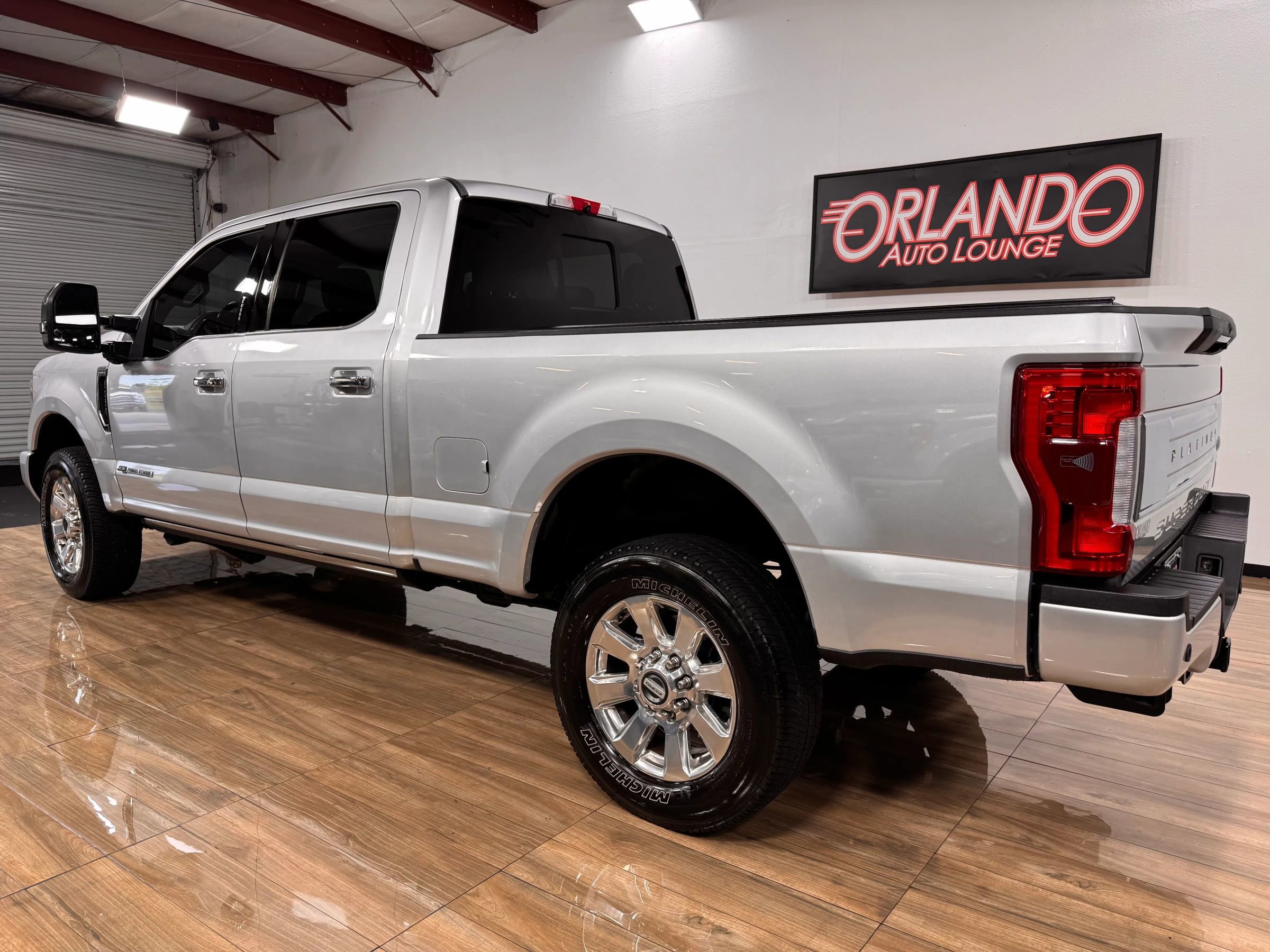 Used 2017 Ford F250 Platinum w/ Platinum Ultimate Package image 9