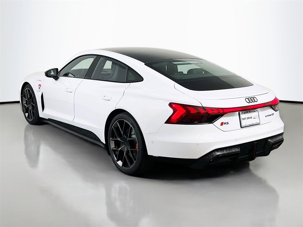 New 2026 Audi RS e-tron GT performance image 5