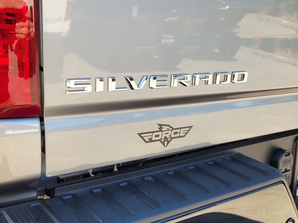 New 2026 Chevrolet Silverado 2500 Custom w/ Custom Value Package AWD/4WD image 14