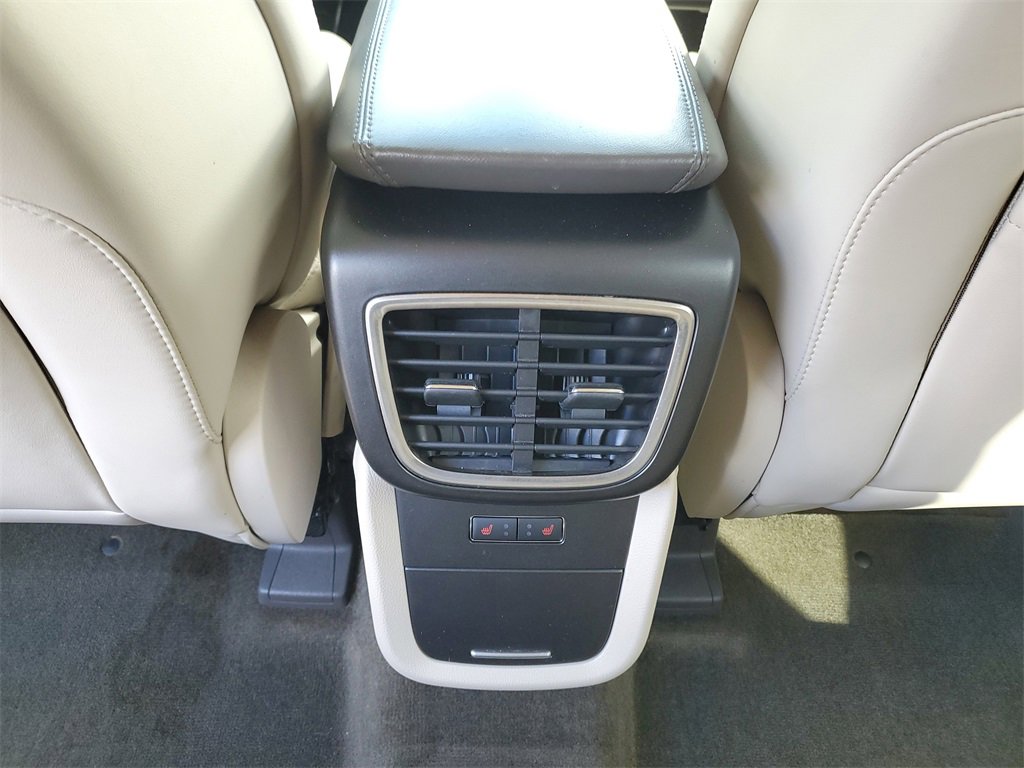 Used 2018 Lincoln MKX Reserve w/ Lincoln MKX Climate Package image 13