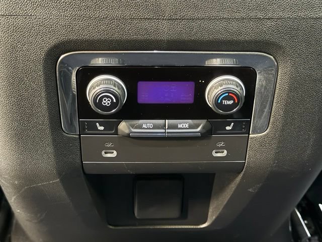 Used 2023 Chevrolet Tahoe LT w/ Luxury Package AWD/4WD image 36