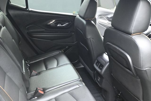 Used 2024 GMC Terrain AT4 AWD/4WD image 27