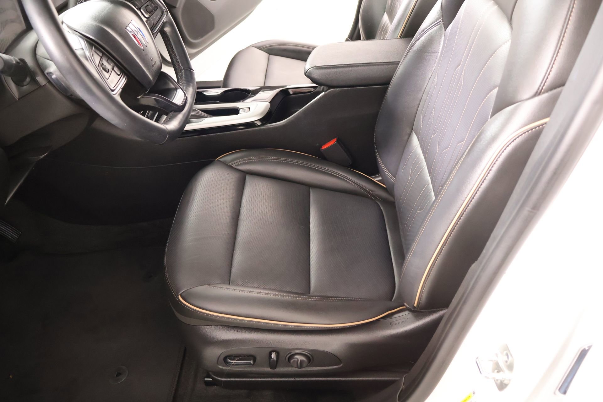 Used 2024 Buick Envista Avenir FWD image 11