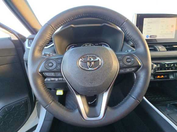 Used 2024 Toyota RAV4 SE w/ Convenience Package AWD/4WD image 12