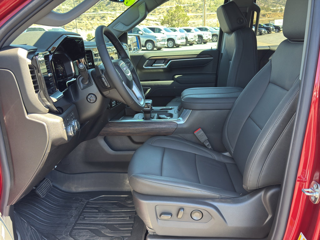 New 2026 GMC Sierra 1500 SLT image 20
