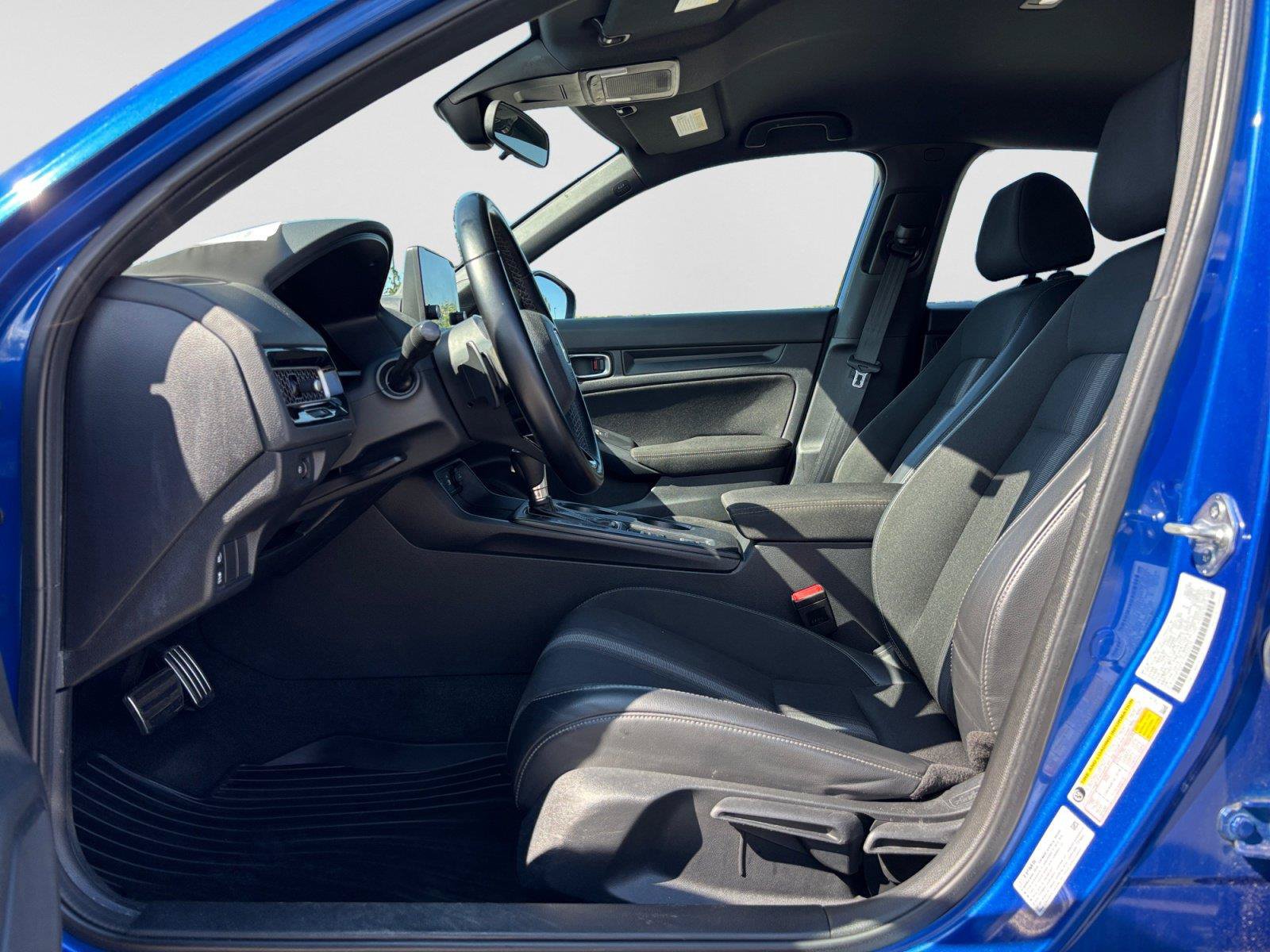 Used 2023 Honda Civic Sport image 10