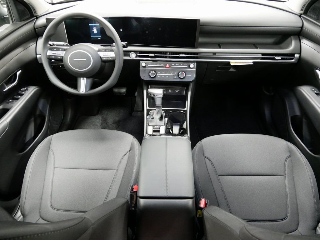 Certified 2025 Hyundai Tucson SE AWD/4WD image 16