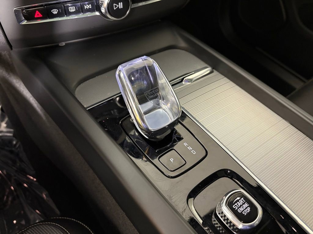 Used 2025 Volvo XC60 T8 Polestar image 29