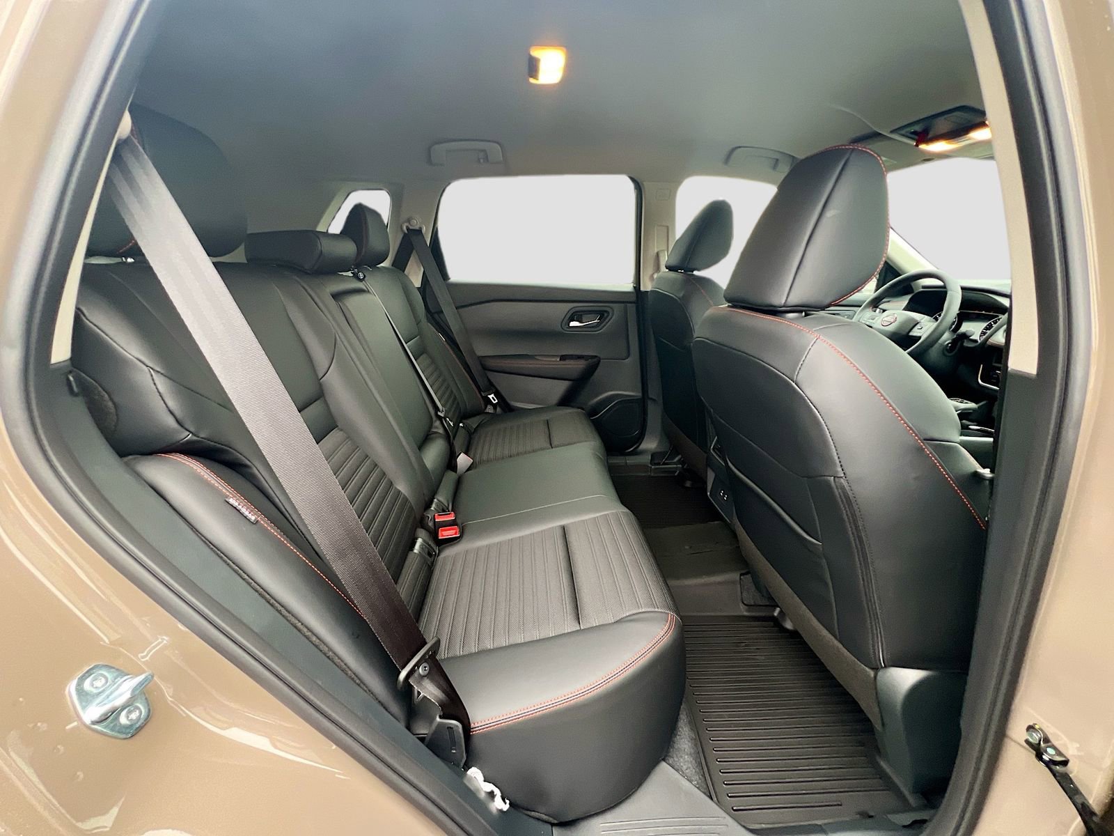 New 2026 Nissan Rogue SV AWD/4WD image 29