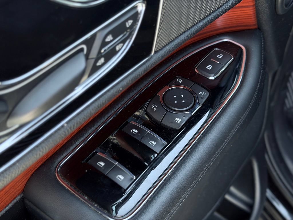 Used 2019 Lincoln Navigator L Reserve AWD/4WD image 20