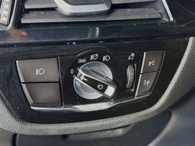 Used 2017 BMW 530i RWD image 12