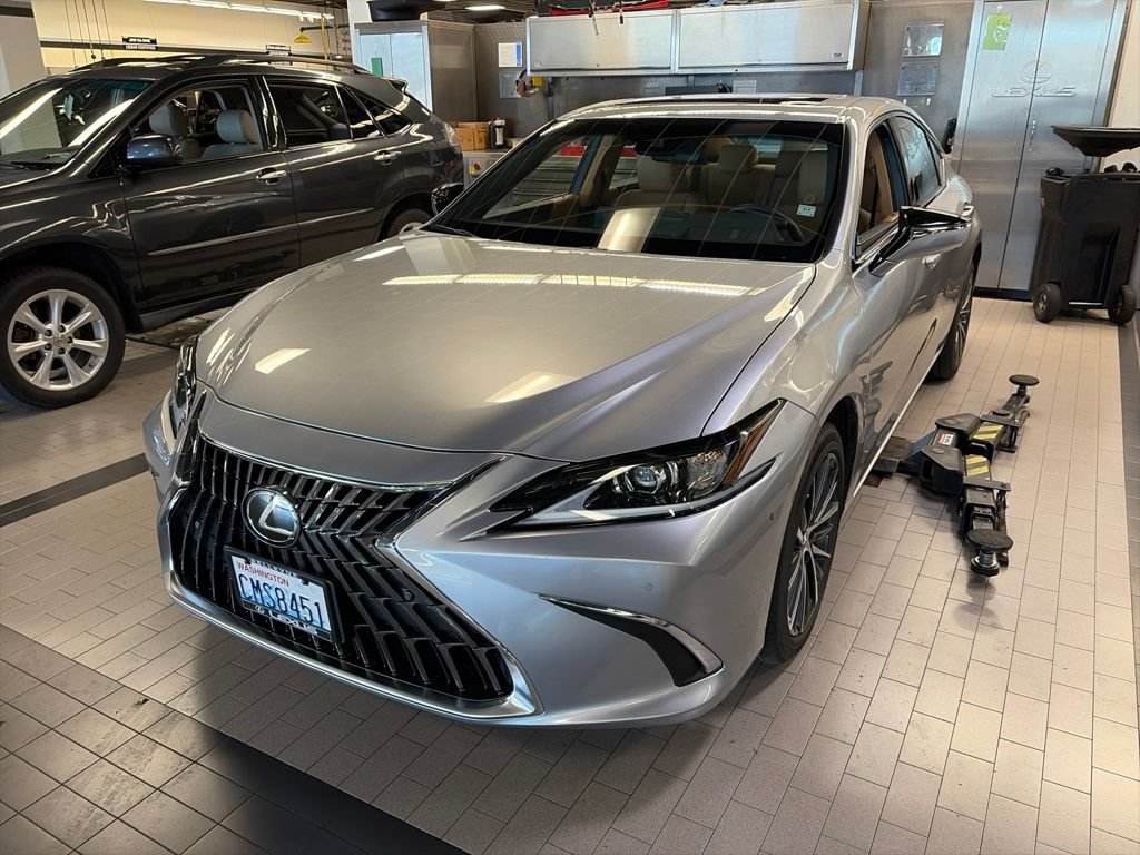 Certified 2024 Lexus ES 250 w/ Premium Package AWD/4WD image 1