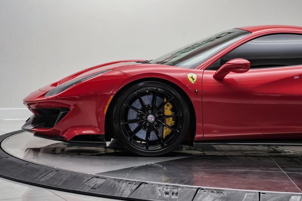 Used 2019 Ferrari 488 Pista Coupe RWD image 12