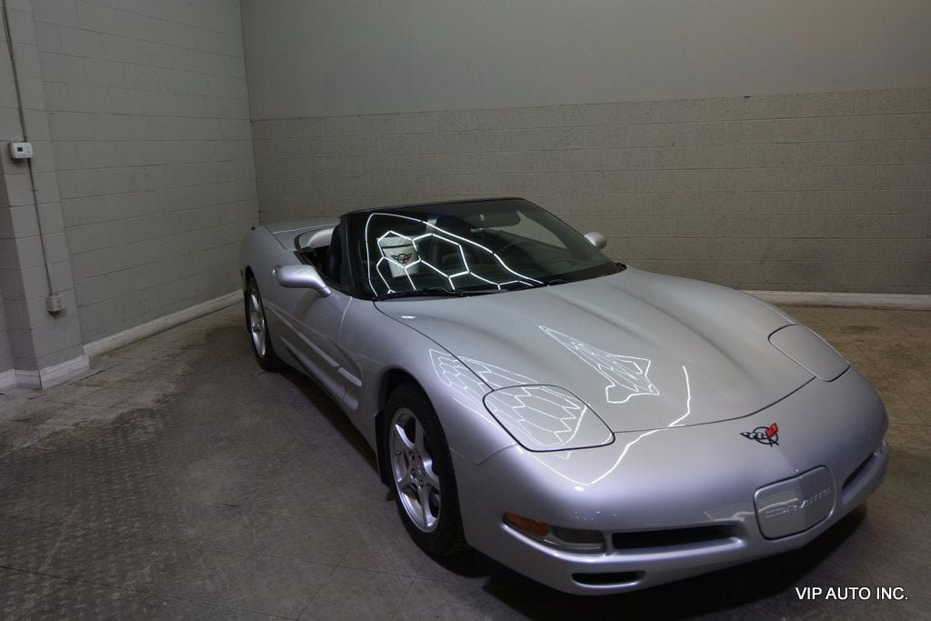 Used 2000 Chevrolet Corvette Convertible w/ Memory Pkg RWD image 1