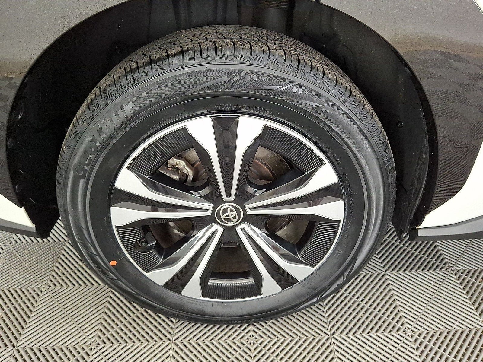 Certified 2024 Toyota bZ4X FWD image 18