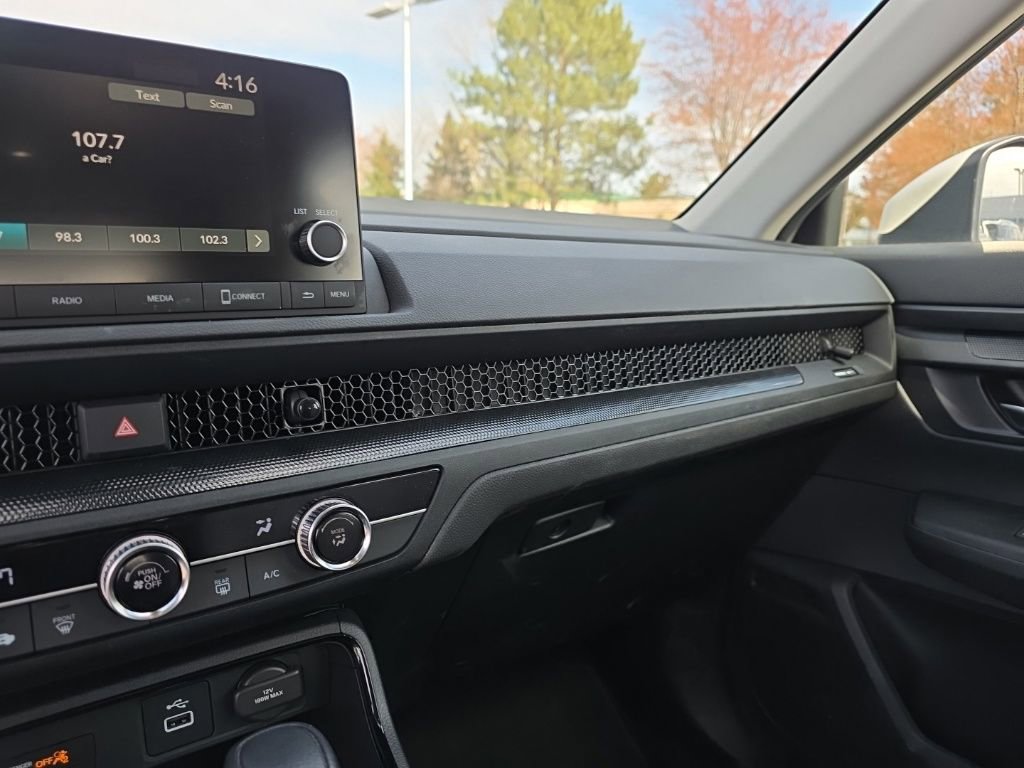 Used 2024 Honda CR-V LX image 17
