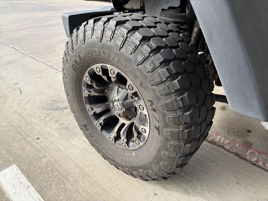 Used 2016 Jeep Wrangler Unlimited Sport image 5