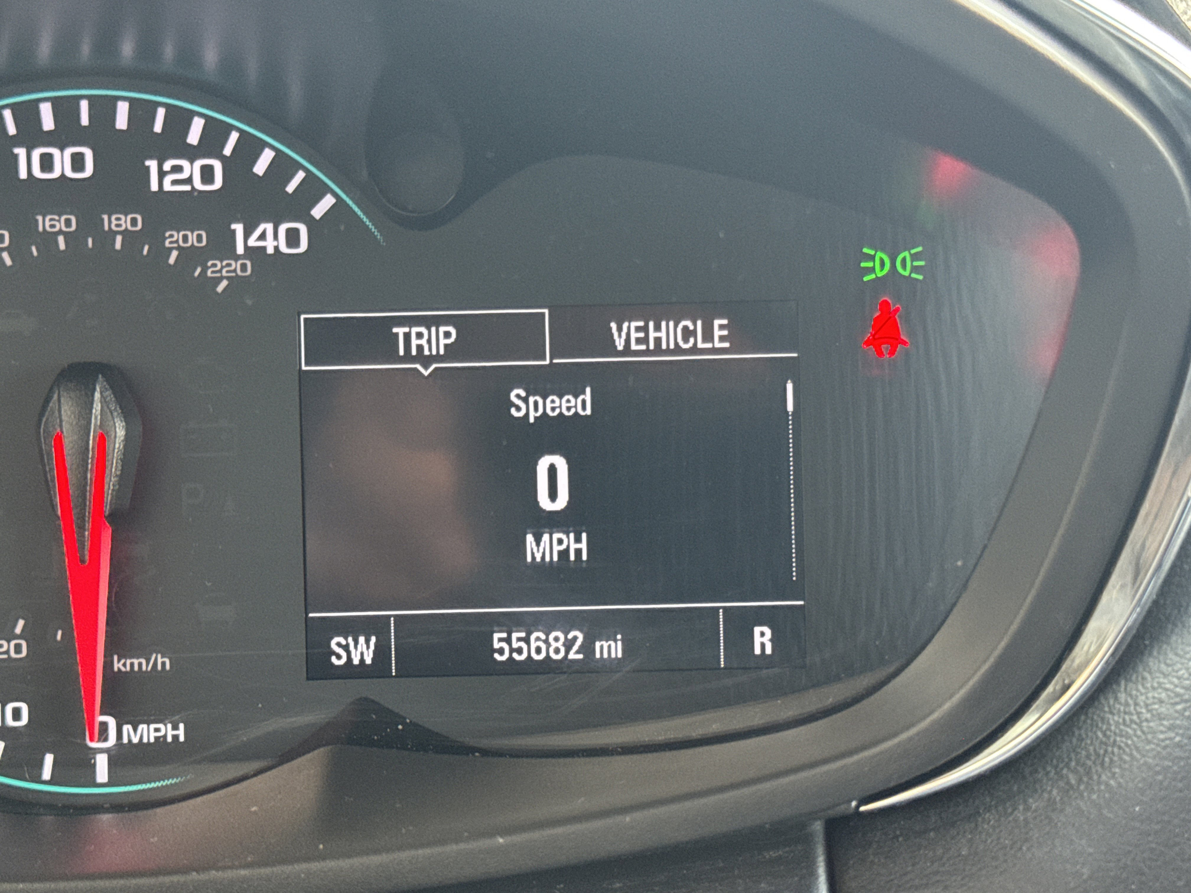 Used 2022 Chevrolet Trax LT w/ LT Convenience Package AWD/4WD image 19