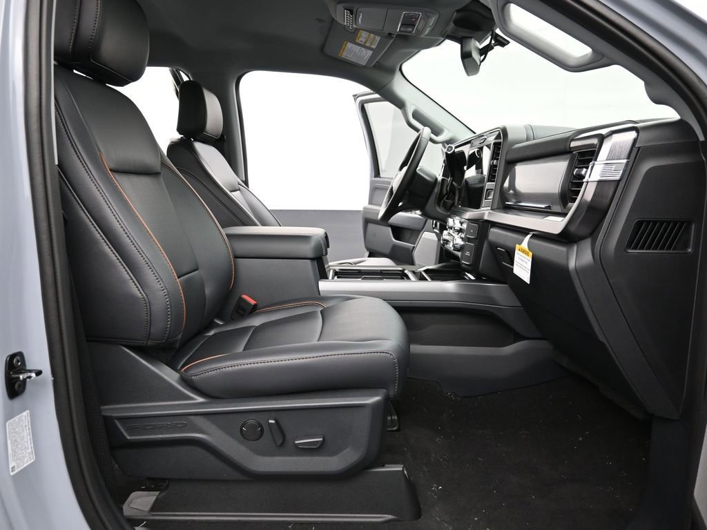 New 2026 Ford F250 Lariat w/ Chrome Package image 16