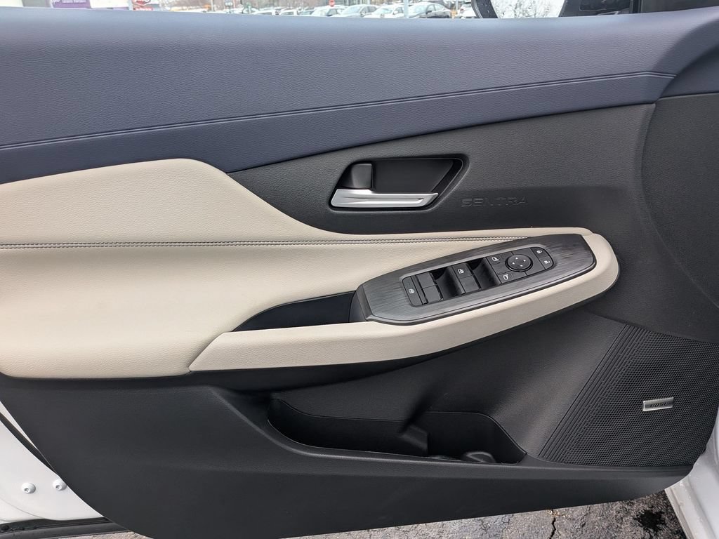 New 2026 Nissan Sentra SL w/ Floor Mat Package FWD image 9