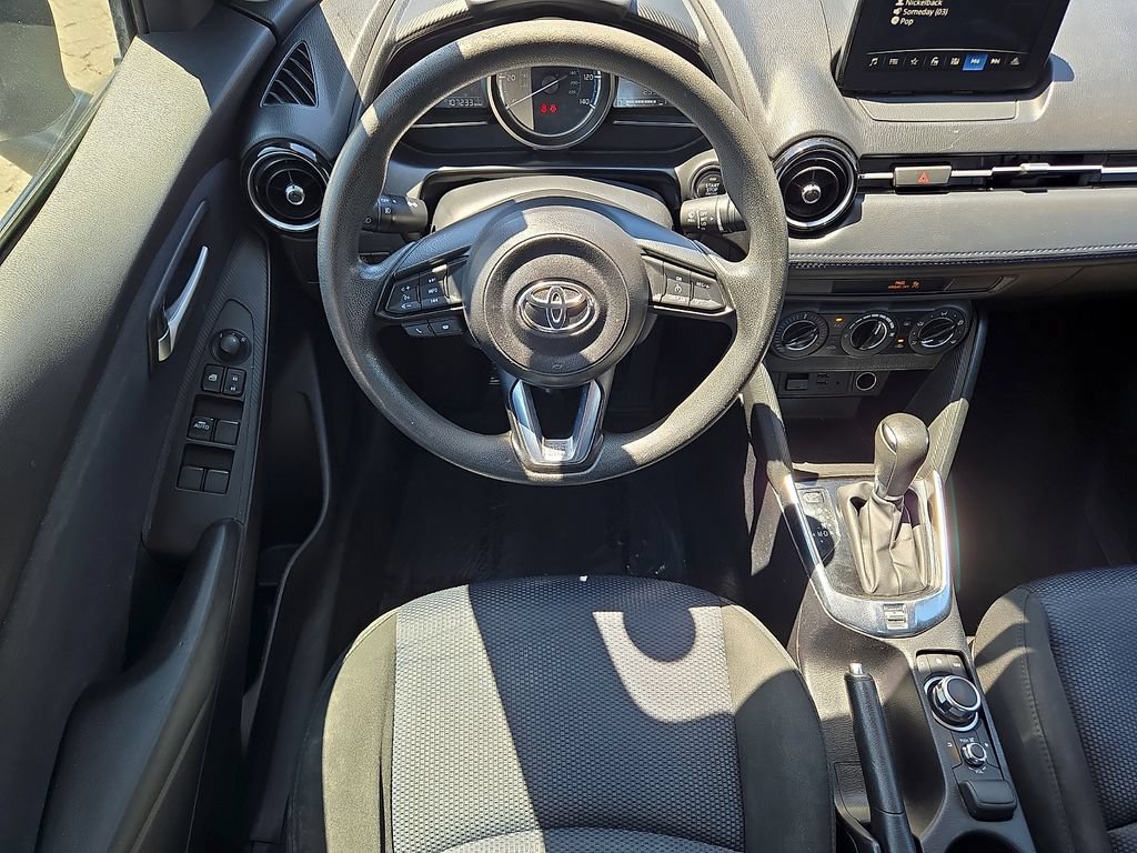 Used 2019 Toyota Yaris LE FWD image 15